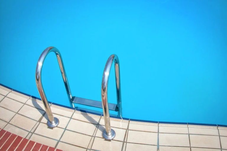 Comment récupérer rapidement après une séance de natation