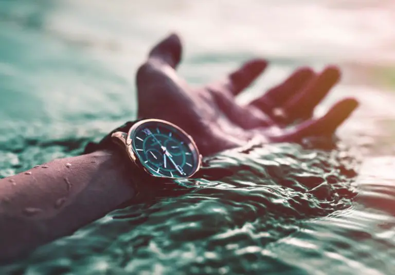 Explication de la résistance à l’eau des montres en un simple coup d’œil