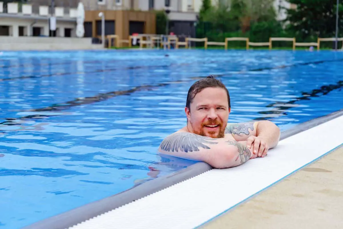 natation après tatouage