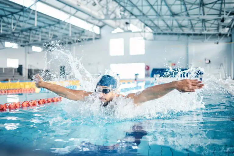 Similitudes et différences: Comparons les quatre principaux styles de nage