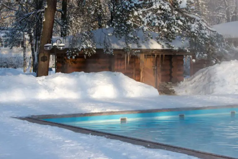 Ne pas couvrir la piscine pour l’hiver