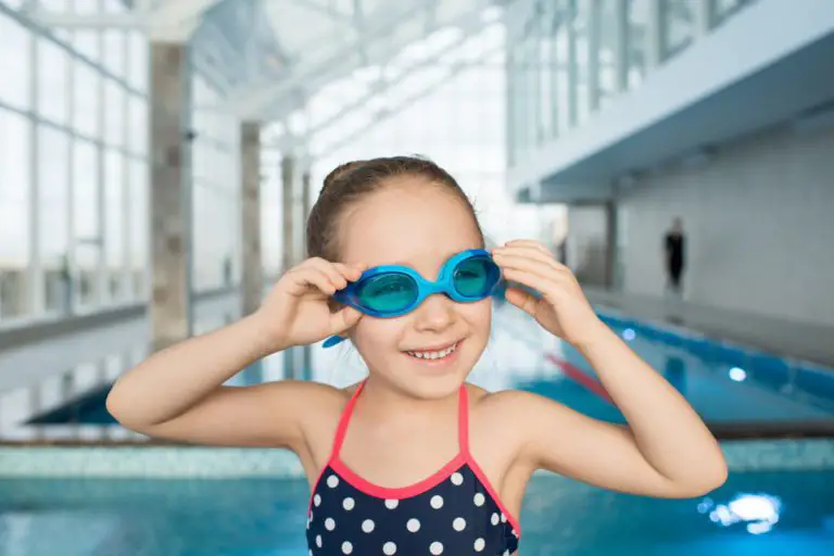 Ce qu’il faut faire et ne pas faire pour les enfants malades pour leurs leçons de natation